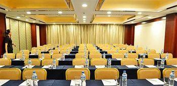 Jinan Zhuo Rui Hotel Hongjialou Екстериор снимка