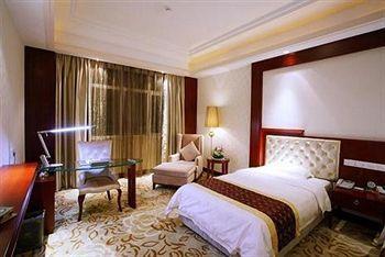 Jinan Zhuo Rui Hotel Hongjialou Екстериор снимка