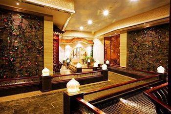 Jinan Zhuo Rui Hotel Hongjialou Екстериор снимка