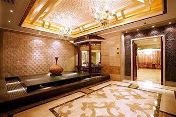 Jinan Zhuo Rui Hotel Hongjialou Екстериор снимка